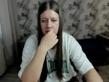 Elisa_kollin  live sex cam