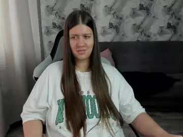 Elisa_kollin  live sex cam