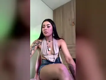 Emily25x  live sex cam