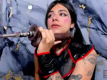 Emily_evol  live sex cam