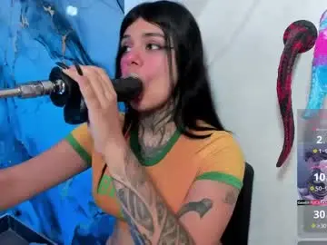 Emily_evol  live sex cam