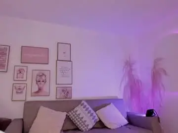 Keisha_west  live sex cam
