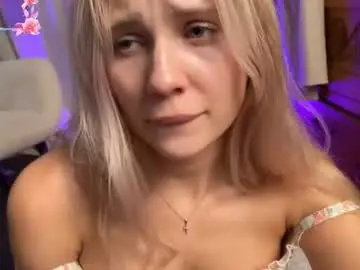 Kittymiasofi  live sex cam