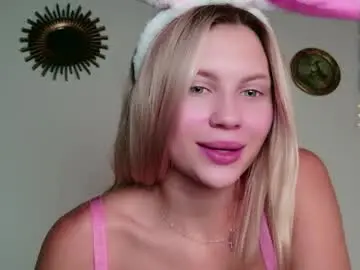 Kittymiasofi  live sex cam