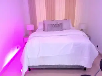 Leah_greyy  live sex cam