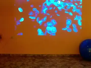 Luxurydivine  live sex cam