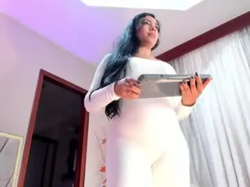 Selenelujan  live sex cam