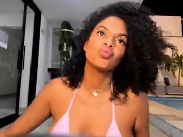 Sheeylopez  live sex cam