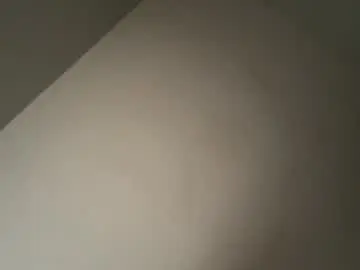 Sluttylittlecoolgirl  live sex cam