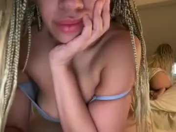 Sweet_xo_cece  live sex cam