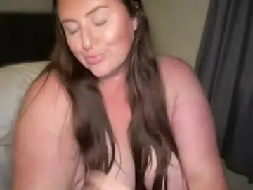 Theolivemae  live sex cam
