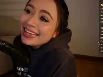 Venus_leroy  live sex cam