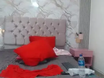 Arelywest  live sex cam