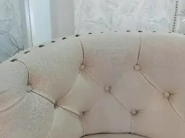Britanny_77  live sex cam