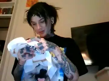 Caulkgobbler  live sex cam