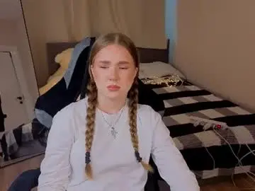Cherryyy_bliss  live sex cam