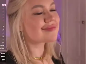 Crystalkillian  live sex cam