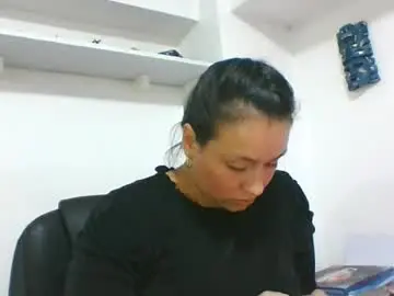 Dollargirl22  live sex cam