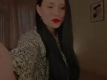 Eurasingletary  live sex cam