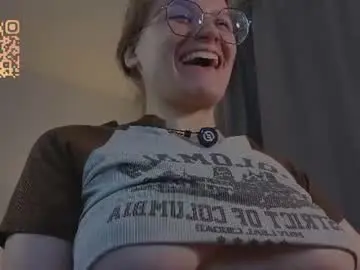 Jess0e9  live sex cam