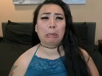 Luckylee1992  live sex cam