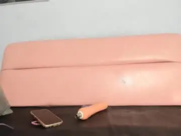 Mia____69  live sex cam