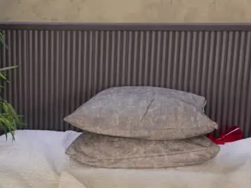 Mia_lacy  live sex cam