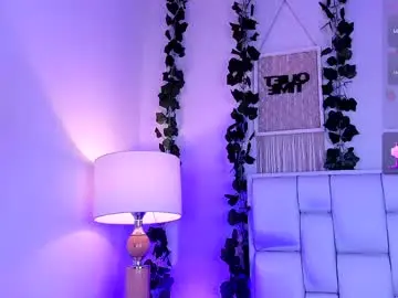 Miaa_gh1  live sex cam