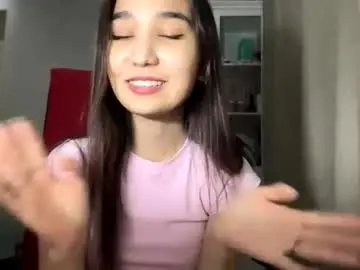 Minhcheaney  live sex cam