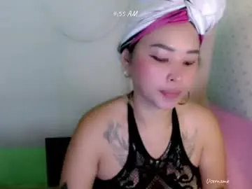Pinay_romancee  live sex cam