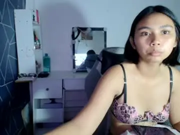 _ravenluxe  live sex cam