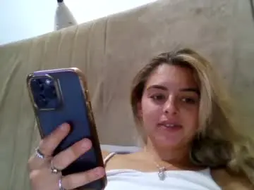 Baby_girls2224  live sex cam