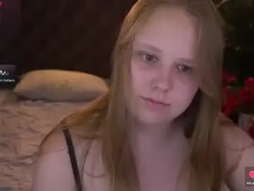 Crystallpaws_  live sex cam