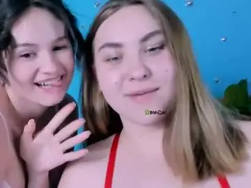 Dina_bloom  live sex cam