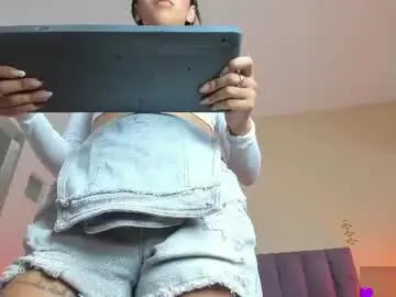 Emmahearts_  live sex cam
