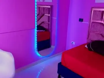 Evelyn_lovv  live sex cam