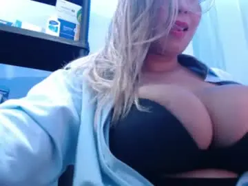 Jademooms  live sex cam