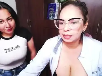 Jademooms  live sex cam