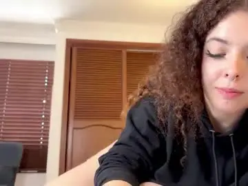 Lilithdoeyes  live sex cam