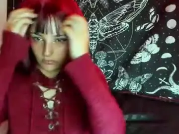 Luaar_moon  live sex cam