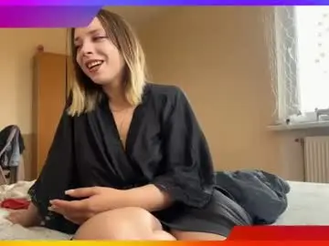 Luciennov  live sex cam