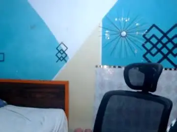 Megan_little_  live sex cam