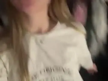 Nannettesprinkle  live sex cam