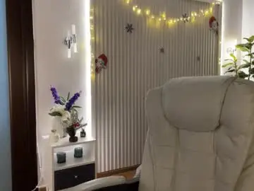 Ohmyemma  live sex cam