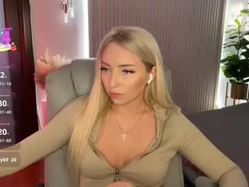 Ohmyemma  live sex cam