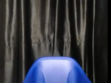 Queenofalltest  live sex cam