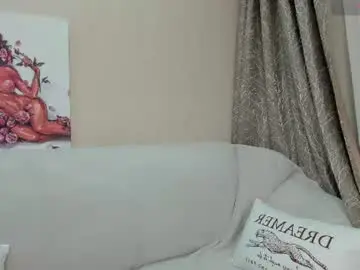 Sskitels  live sex cam