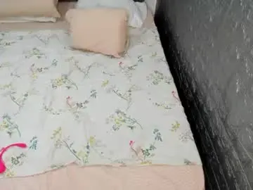 Bellaprettty  live sex cam
