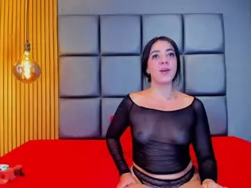 Coral_foxx  live sex cam