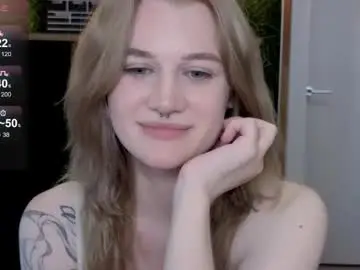Eshleeeygreen  live sex cam